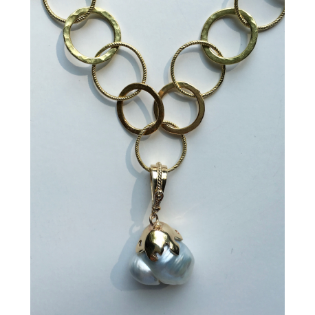 Baroque Pearl Pendant