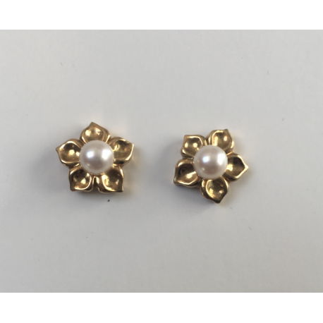 Dahlia & Pearl Drop Earring