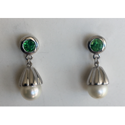 Cultured Pearl Drop Earring